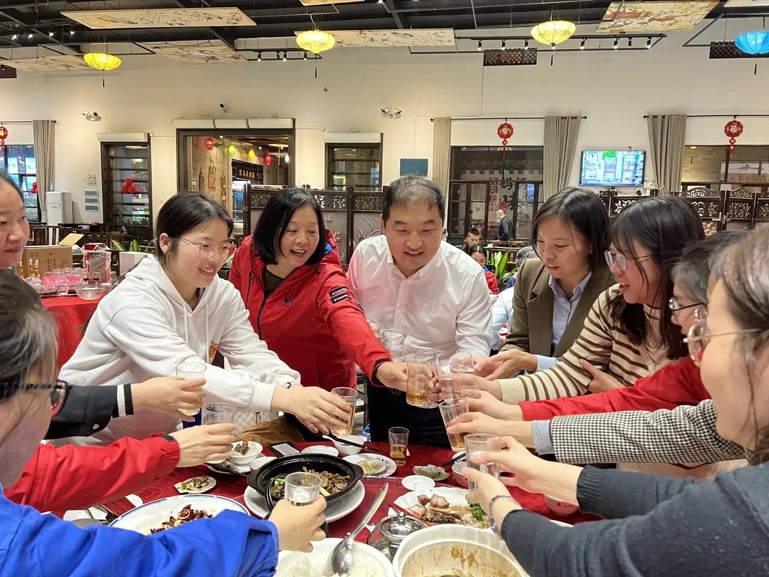 1642065452974935.jpg 9.webp.jpg