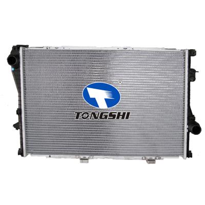 適用于寶馬E39 (95-) 520 I MT散熱器 OEM:1702969