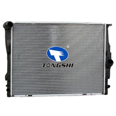 適用于寶馬 E81-E82-E87-E88 116i 04- MT散熱器 OEM: 17117521046