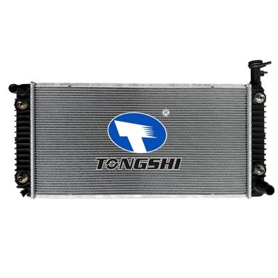 適用于GM?Expresssavanna?6.6L?21-23?AT???乘用車散熱器