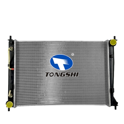 適用于SOUL 2.0L 10-11 AT散熱器