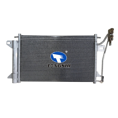 適用于福星 SE V6 3.0L/SEL L4 2.3L 06-09冷凝器